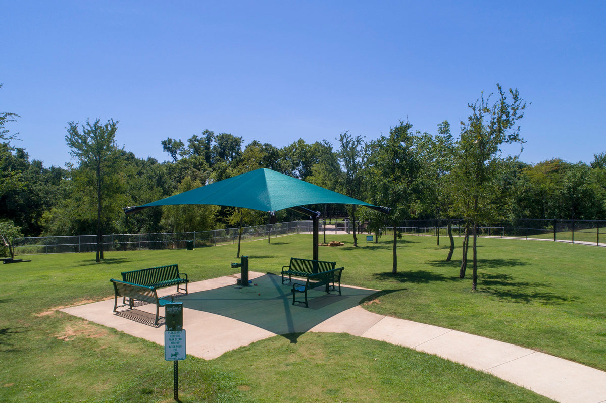 Single Post Pyramid Cantilever Shade Structure example; pictured size and colors may vary