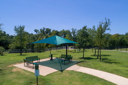 Single Post Pyramid Cantilever Shade Structure example; pictured size and colors may vary