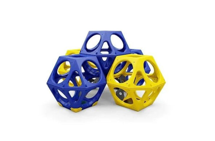 Ruby Qube Climbing Cube Cluster