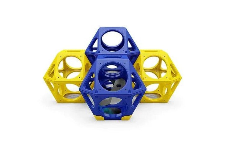 Ruby Qube Climbing Cube Cluster