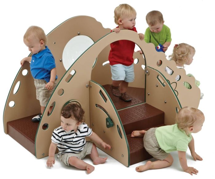 Crawl and Toddle with Brown Plastisol Decking