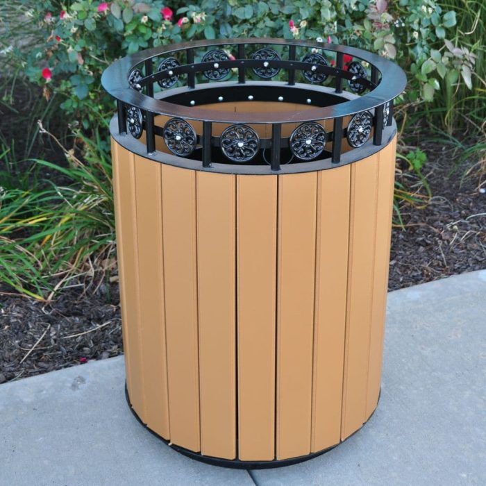 Jamestown Receptacle
