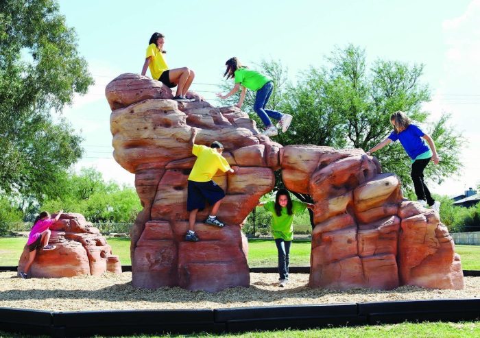 NatureROCKS 3 Boulder Set - Rust Sandstone (small, medium, large)