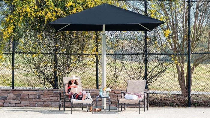 10' Portable Cantilever Umbrella