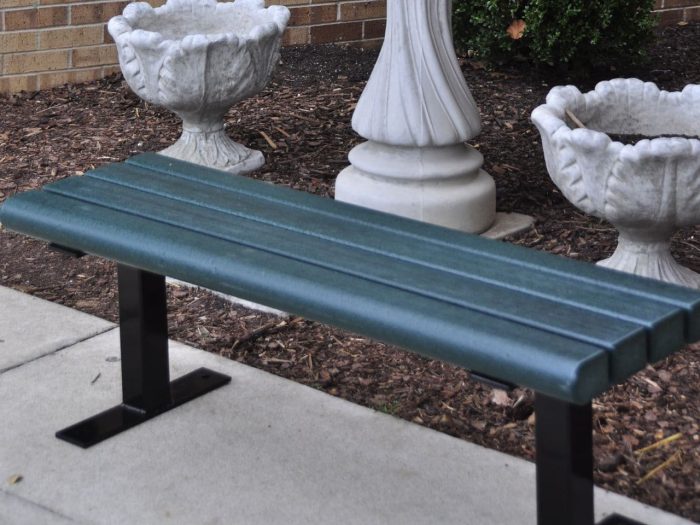 Recycled Plastic Creekside Bench