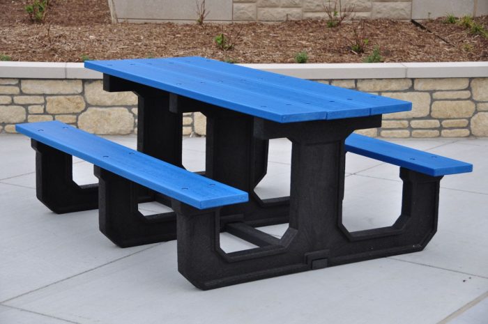 Recycled Plastic Park Place Picnic Table