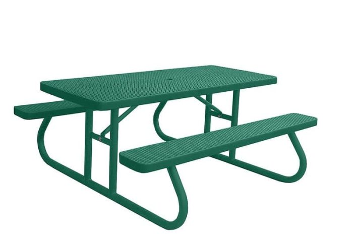Champion Picnic Table – Free Standing